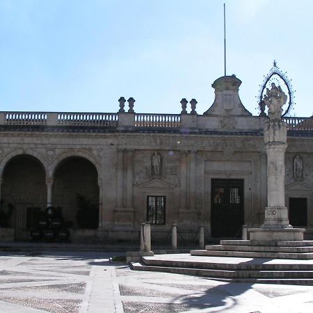 Casa Palacio Arcos Del Carmen เฮเรซ เด ลาฟรอนเตรา ภายนอก รูปภาพ